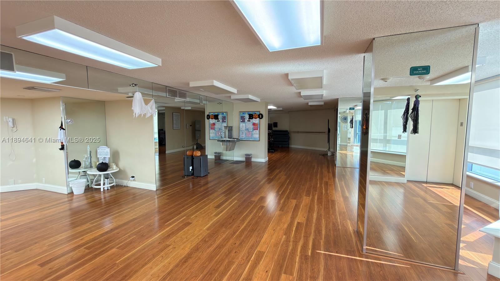 Photo of 3530 Mystic Pointe Dr  #1602, Aventura, Florida, 33180 -