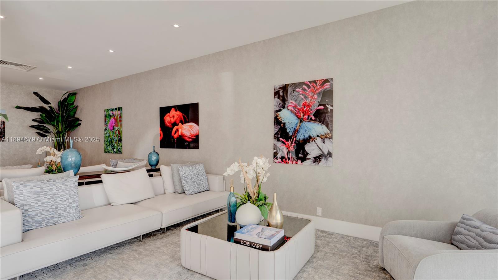 Photo of 2301 Ocean Dr  #301, Hollywood, Florida, 33019 - Lobby