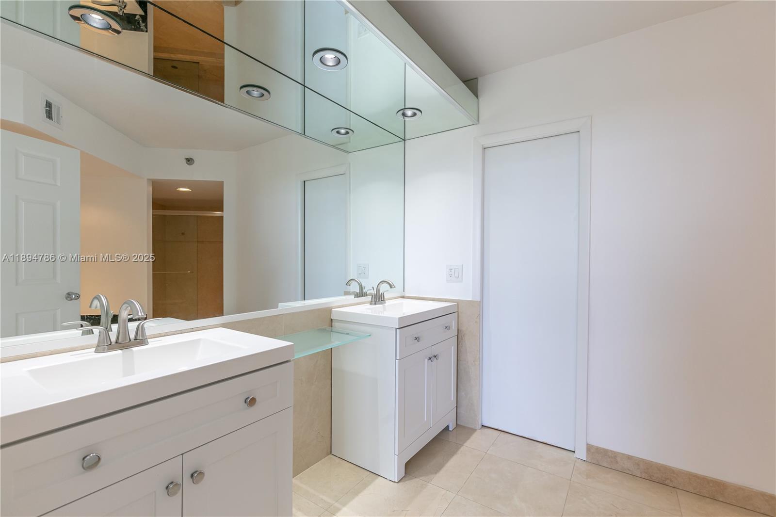 Photo of 3400 192nd St  #LPH5, Aventura, Florida, 33180 - 