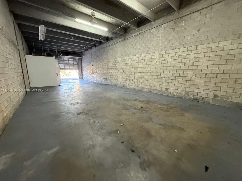 See details 7 / sq. ft. $ 2025-10-12 0 Photo