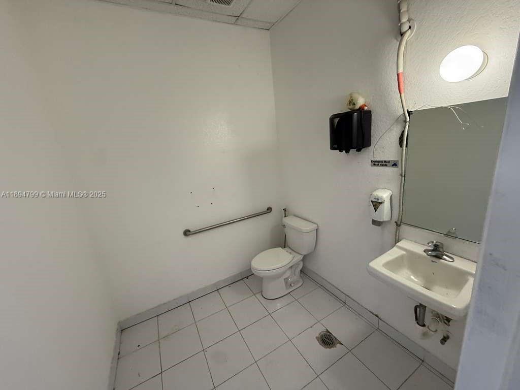 See details 7 / sq. ft. $ 2025-10-12 0 Photo