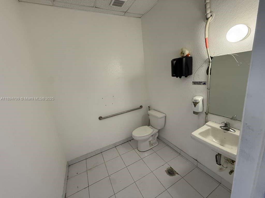 See details 7 / sq. ft. $ 2025-10-12 0 Photo
