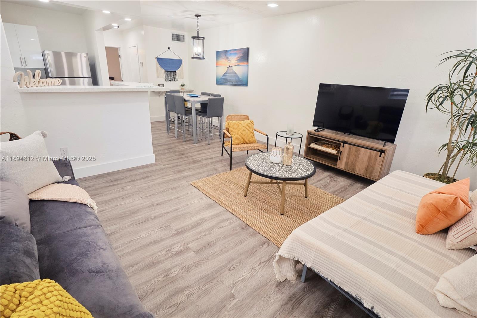   /  1344 sq. ft. $ 2025-10-12 0 Photo