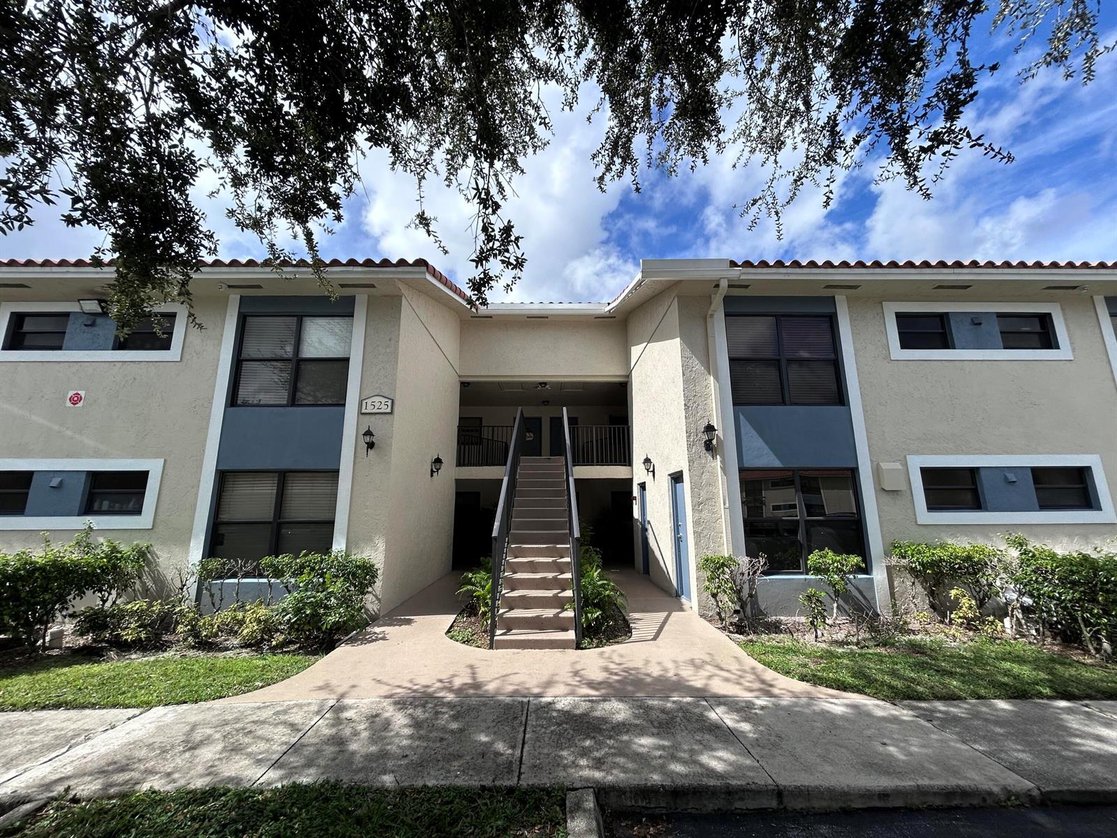Ver detalles D 1 / 1 700 sq. ft. $ 2026-01-29 0 foto