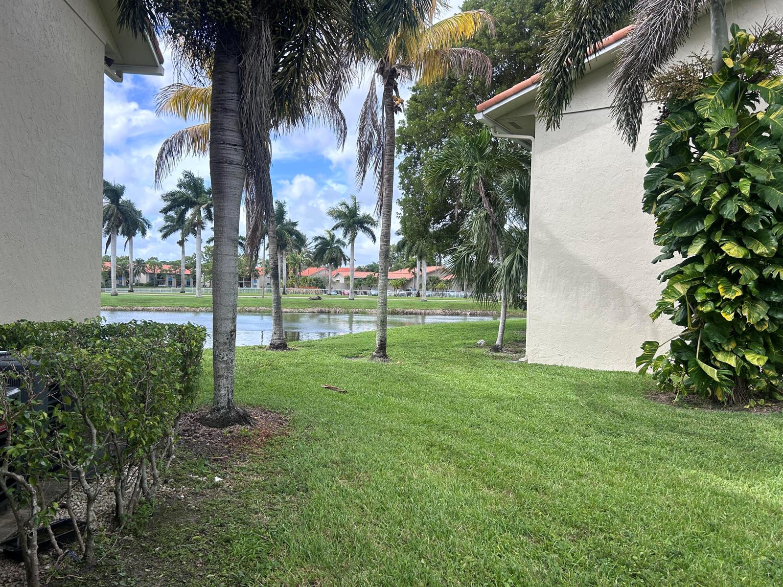Ver detalles D 1 / 1 700 sq. ft. $ 2026-01-29 0 foto