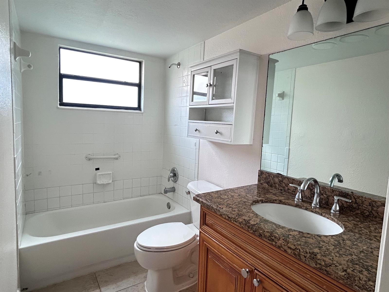 Ver detalles D 1 / 1 700 sq. ft. $ 2026-01-29 0 foto