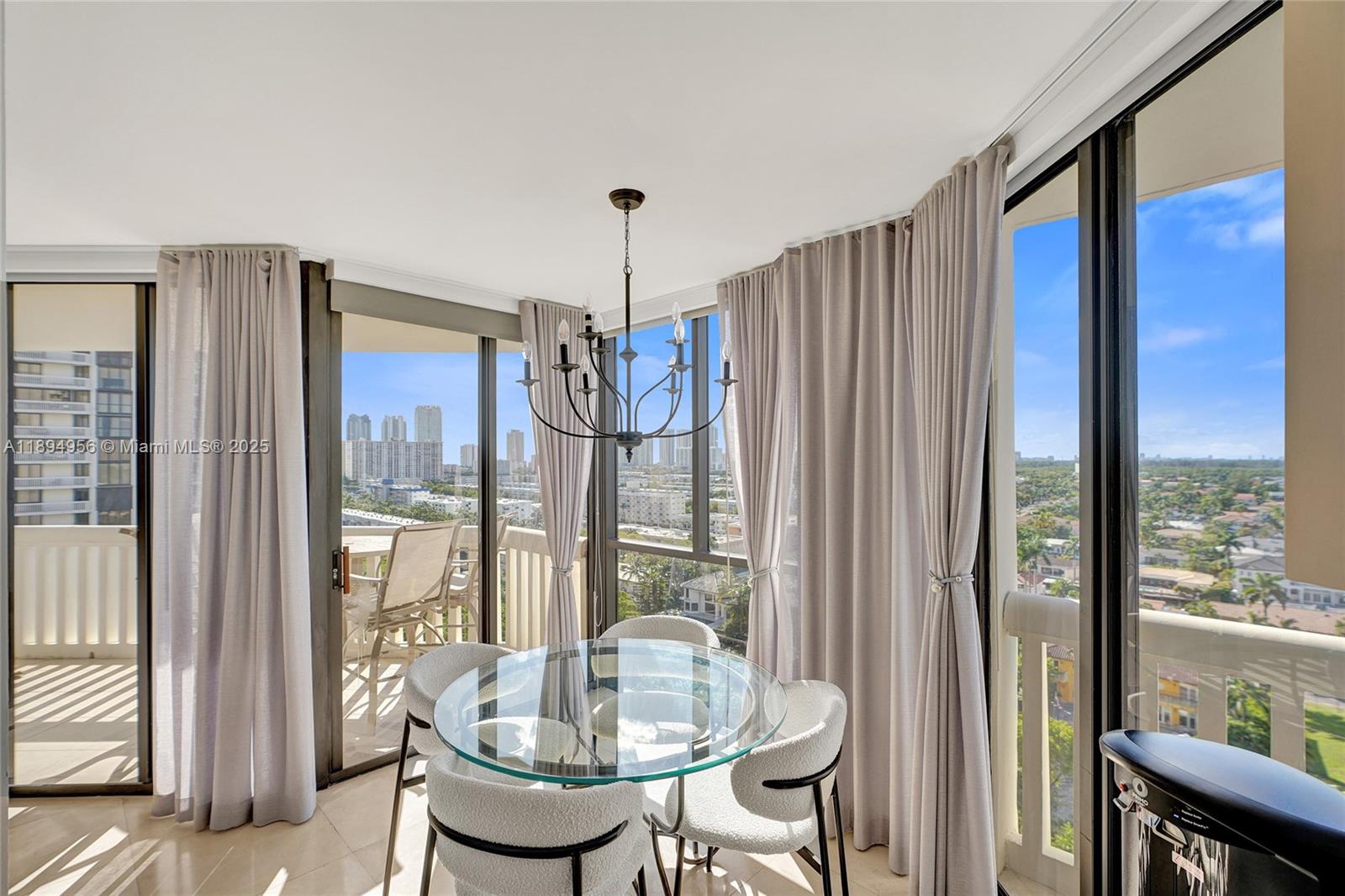 See details 1403 3 / 3 1840 sq. ft. $ 2025-10-13 0 Photo