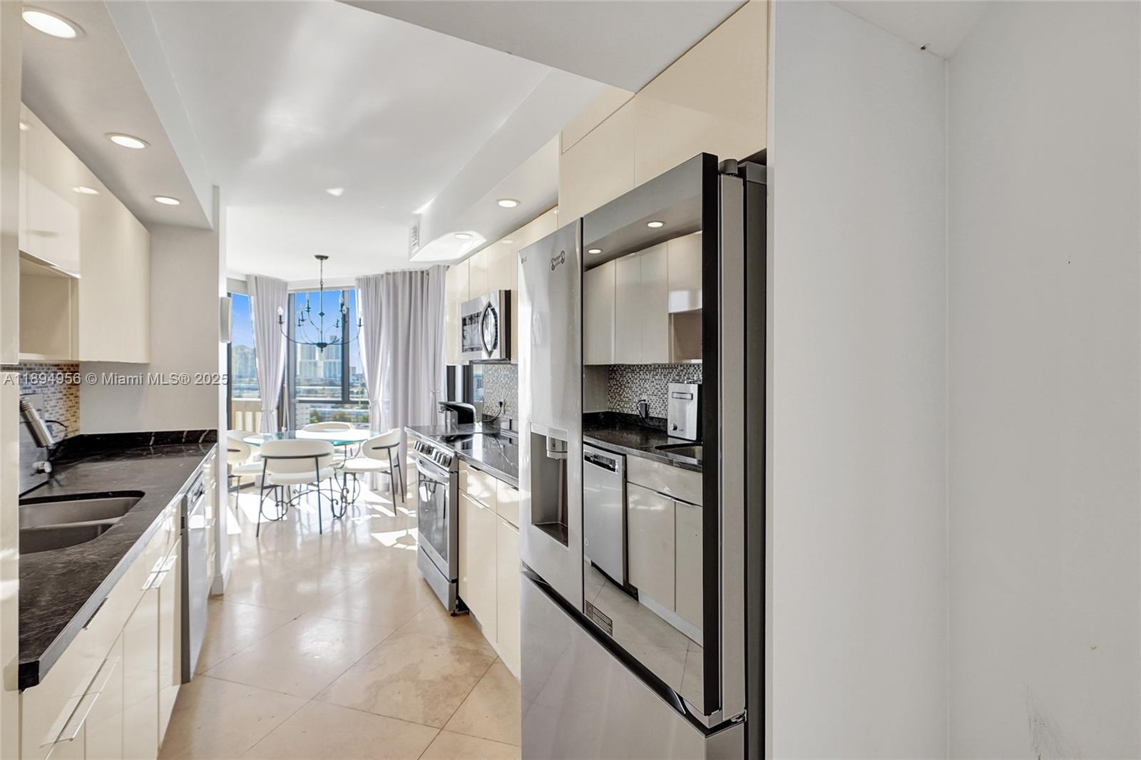 See details 1403 3 / 3 1840 sq. ft. $ 2025-10-13 0 Photo