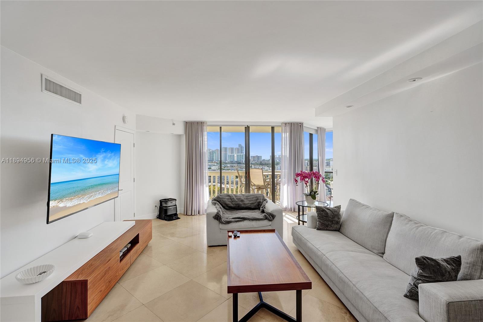 See details 1403 3 / 3 1840 sq. ft. $ 2025-10-13 0 Photo