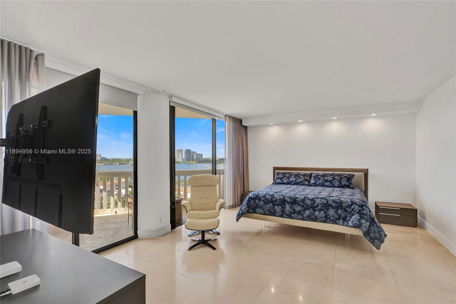 See details 1403 3 / 3 1840 sq. ft. $ 2025-10-13 0 Photo