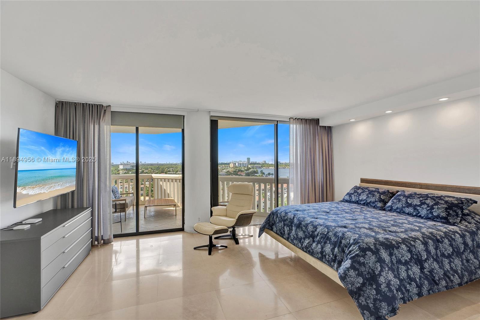 See details 1403 3 / 3 1840 sq. ft. $ 2025-10-13 0 Photo