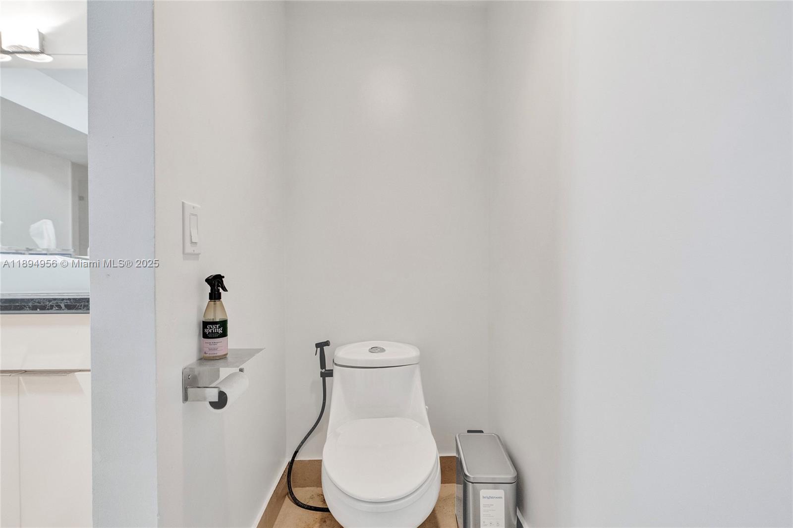 See details 1403 3 / 3 1840 sq. ft. $ 2025-10-13 0 Photo