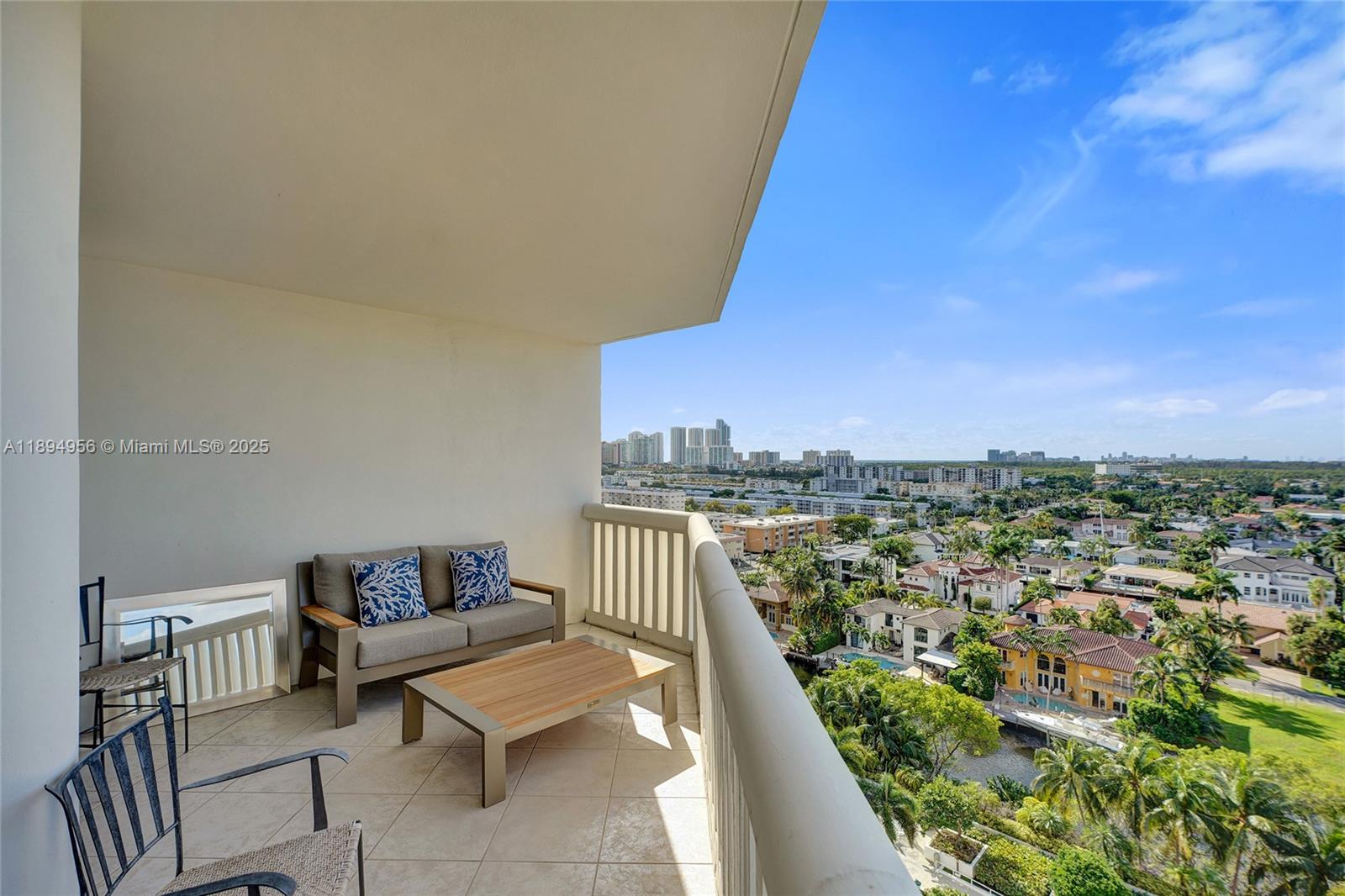 See details 1403 3 / 3 1840 sq. ft. $ 2025-10-13 0 Photo