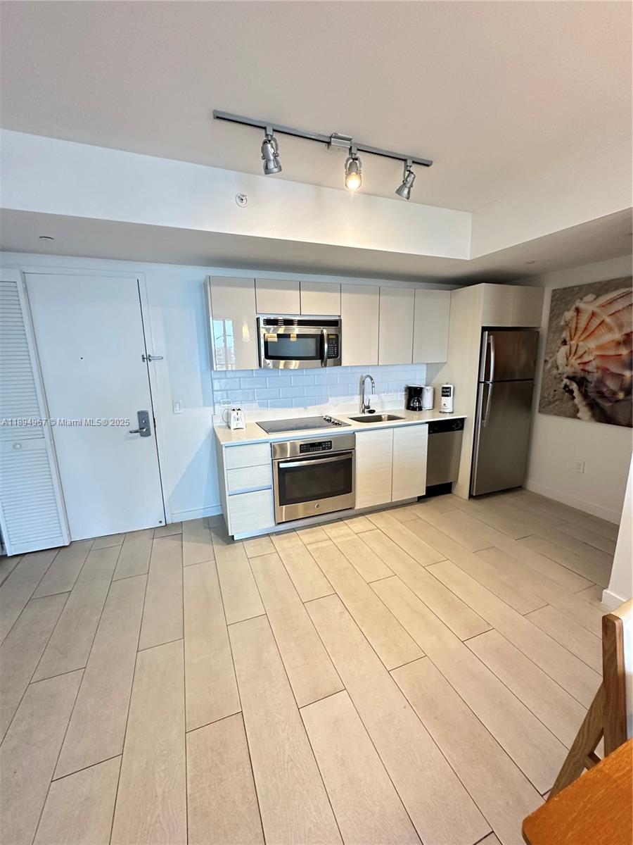 Photo of 2602 Hallandale Beach Blvd  #R1507, Hallandale Beach, Florida, 33009 - 