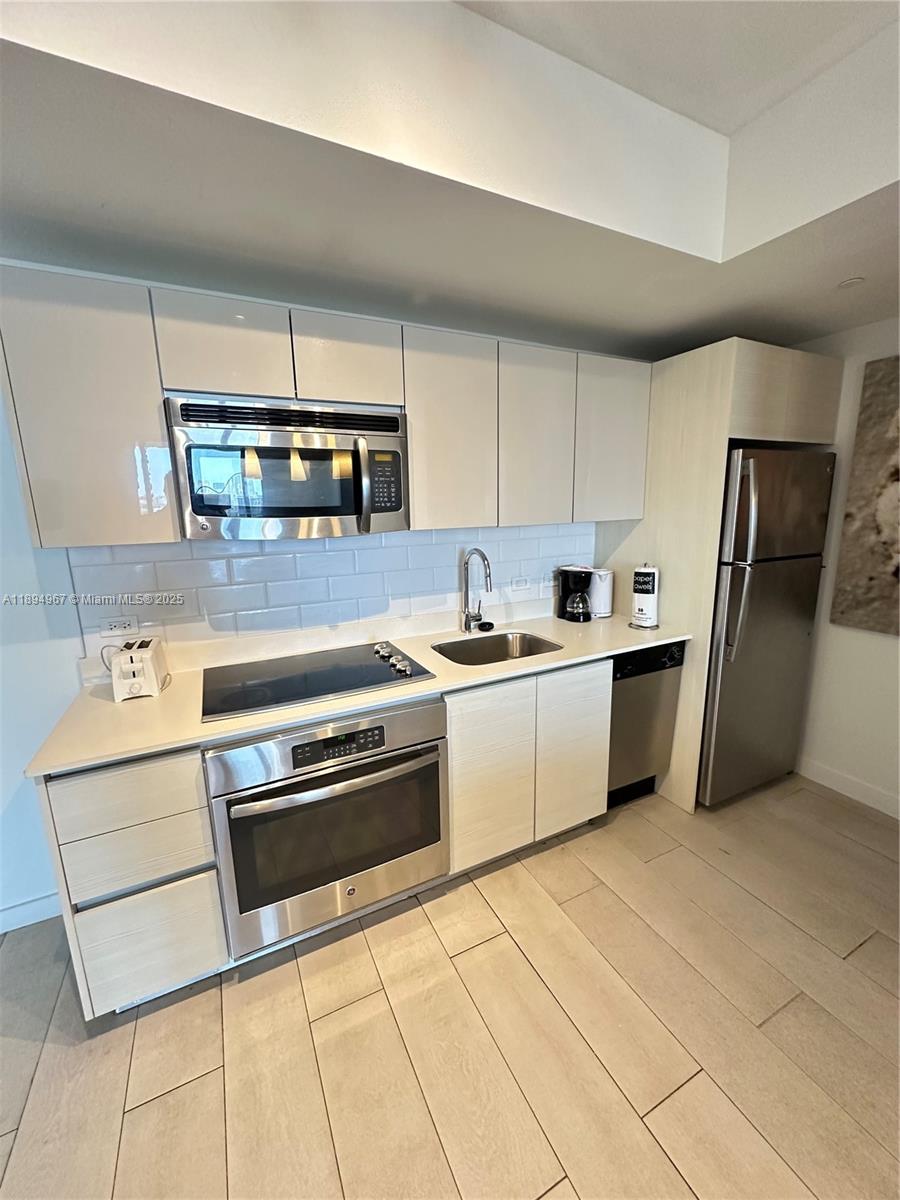 Photo of 2602 Hallandale Beach Blvd  #R1507, Hallandale Beach, Florida, 33009 - 
