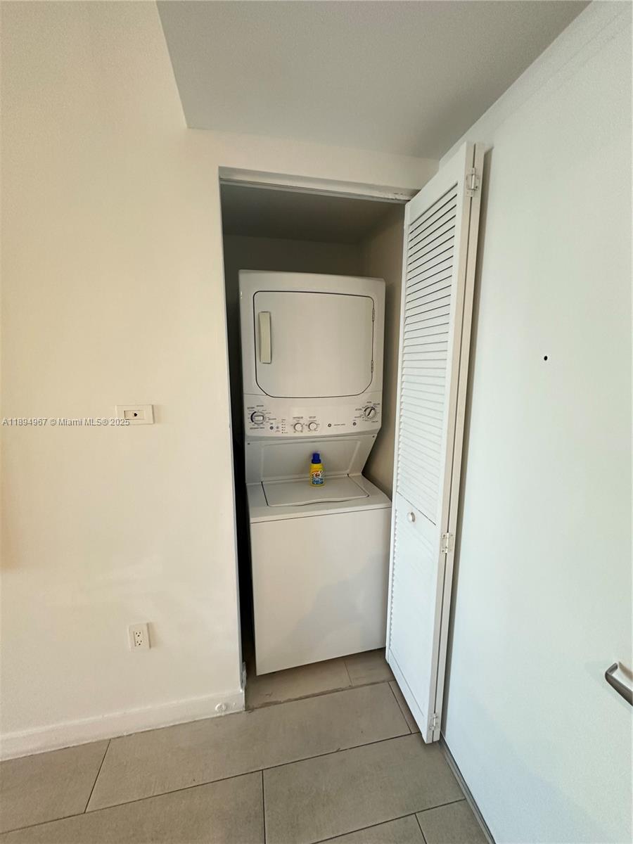 Photo of 2602 Hallandale Beach Blvd  #R1507, Hallandale Beach, Florida, 33009 - 