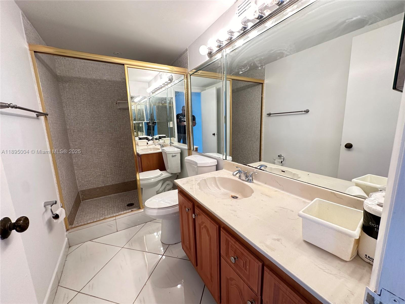 Photo of 3800 OCEAN DR  #1612A, Hollywood, Florida, 33019 - 