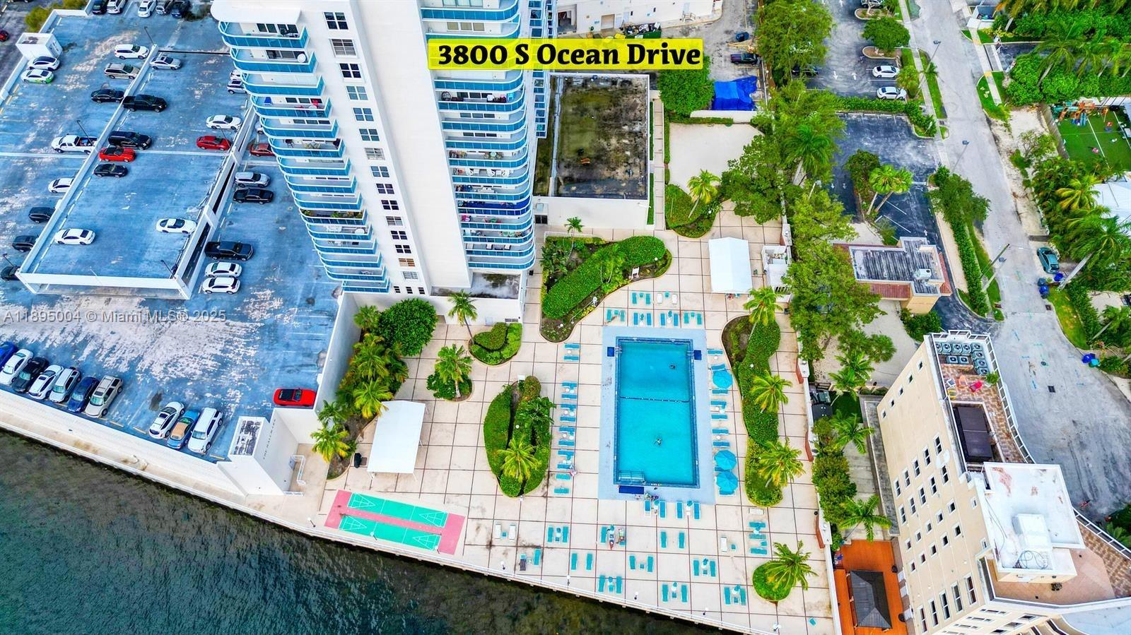 Photo of 3800 OCEAN DR  #1612A, Hollywood, Florida, 33019 - 