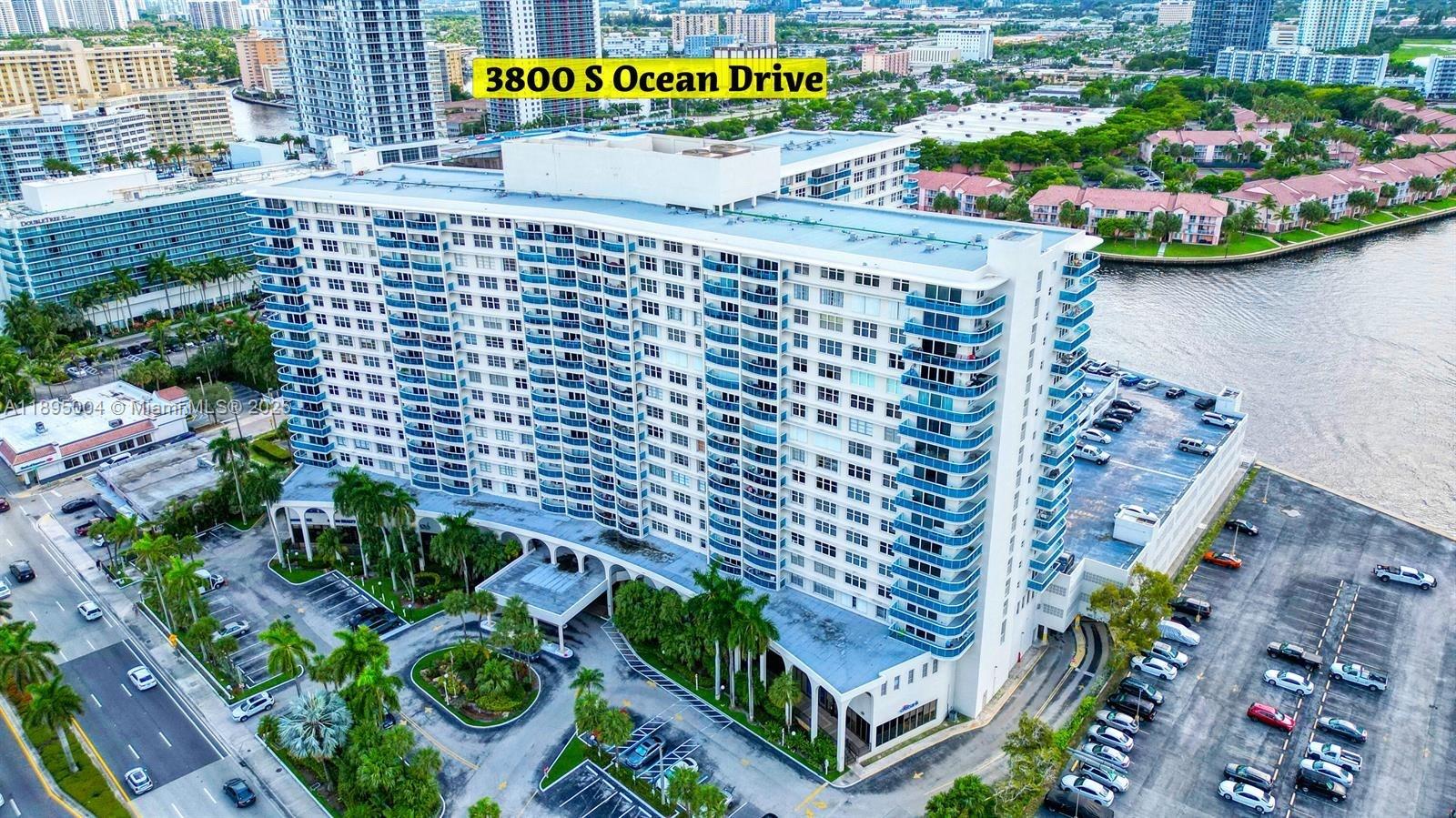 Photo of 3800 OCEAN DR  #1612A, Hollywood, Florida, 33019 - 