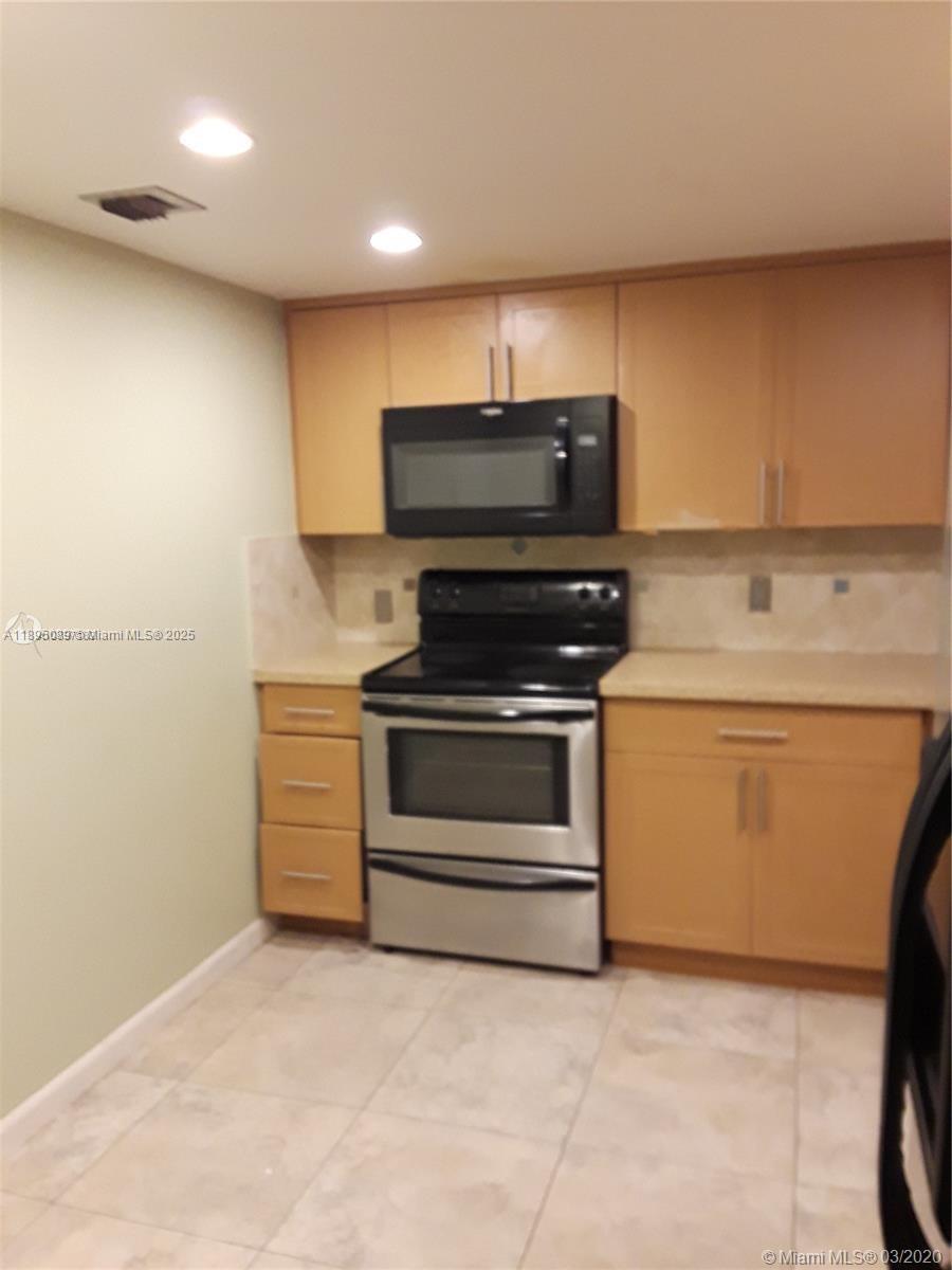 Photo of 501 Three Islands Blvd  #318, Hallandale Beach, Florida, 33009 - 