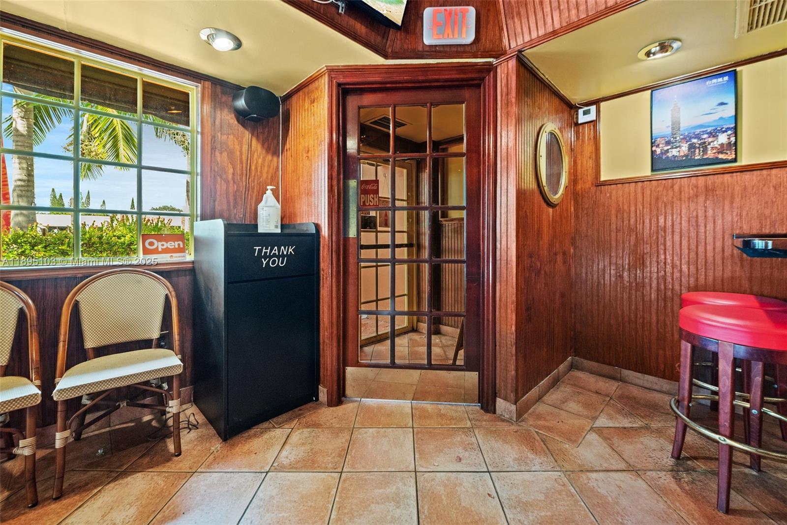   /   sq. ft. $ 2025-10-13 0 Photo