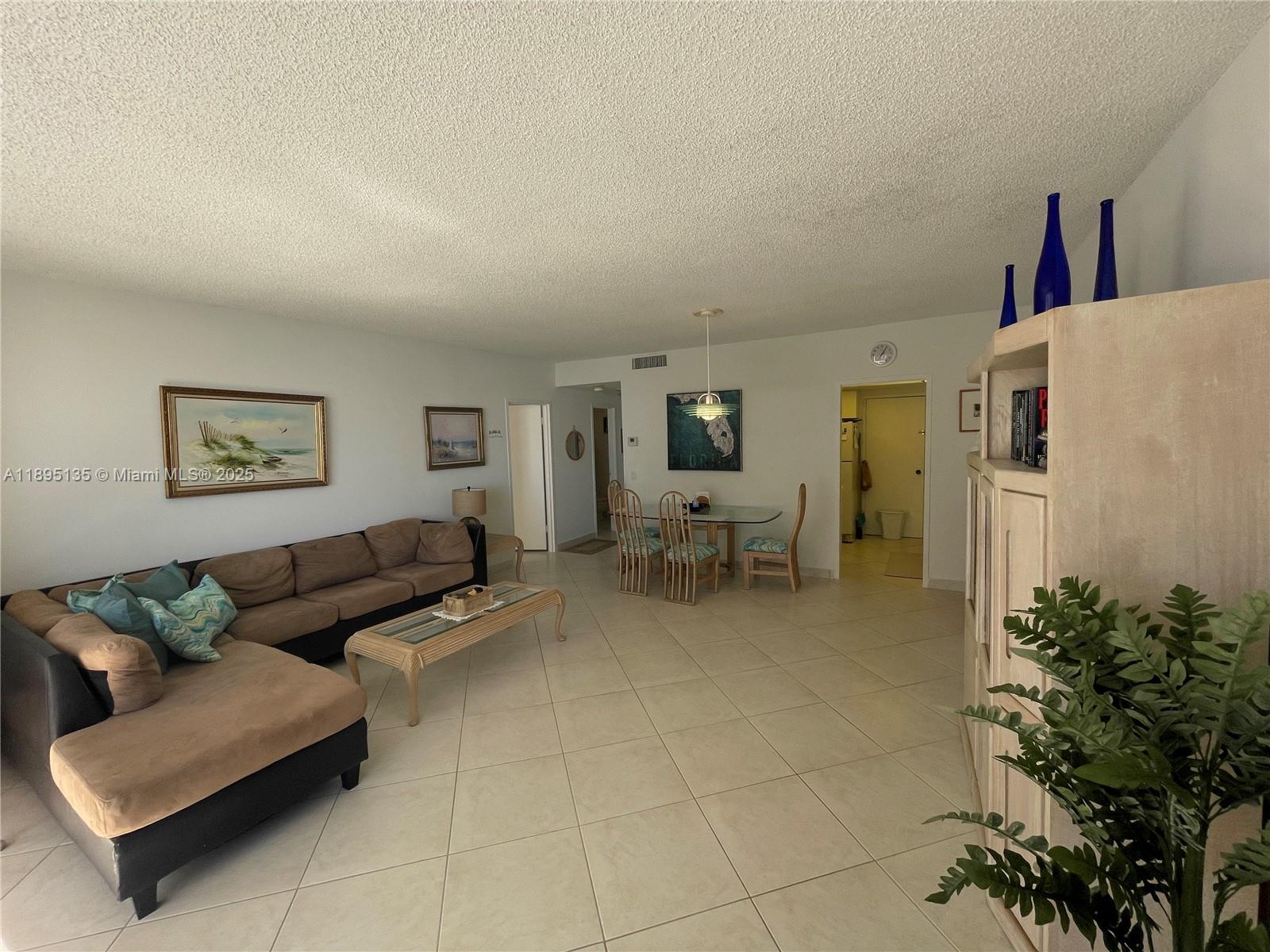 Photo of 3505 Ocean Dr #917, Hollywood, Florida, 33019 -