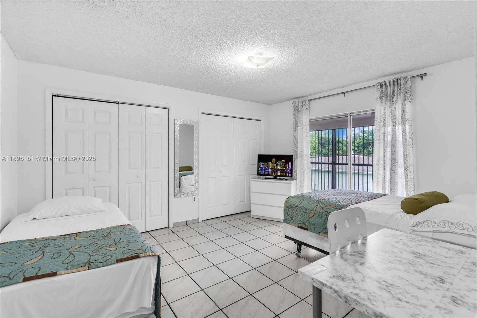   /  3658 sq. ft. $ 2025-10-13 0 Photo