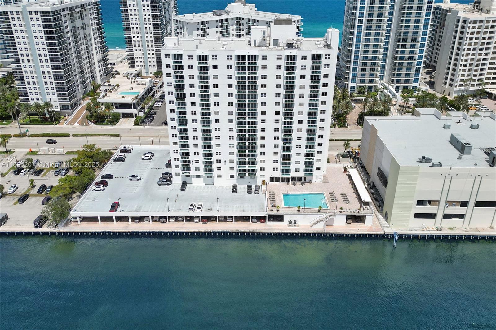 Photo of 3000 Ocean Dr #1106, Hollywood, Florida, 33019 -