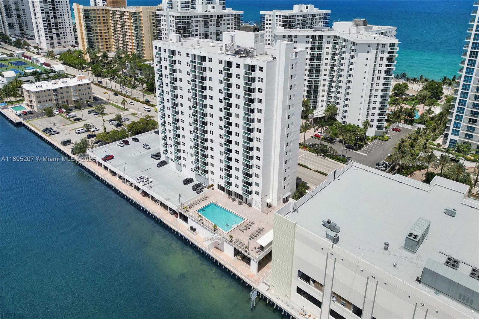 Photo of 3000 Ocean Dr #1106, Hollywood, Florida, 33019 -