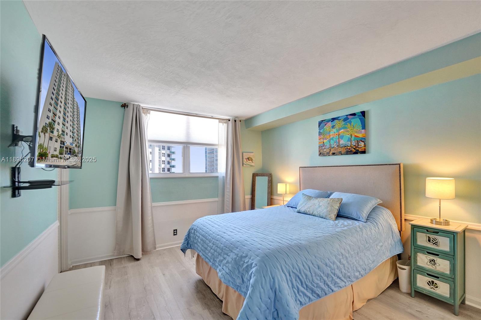 Photo of 3000 Ocean Dr  #1106, Hollywood, Florida, 33019 - 
