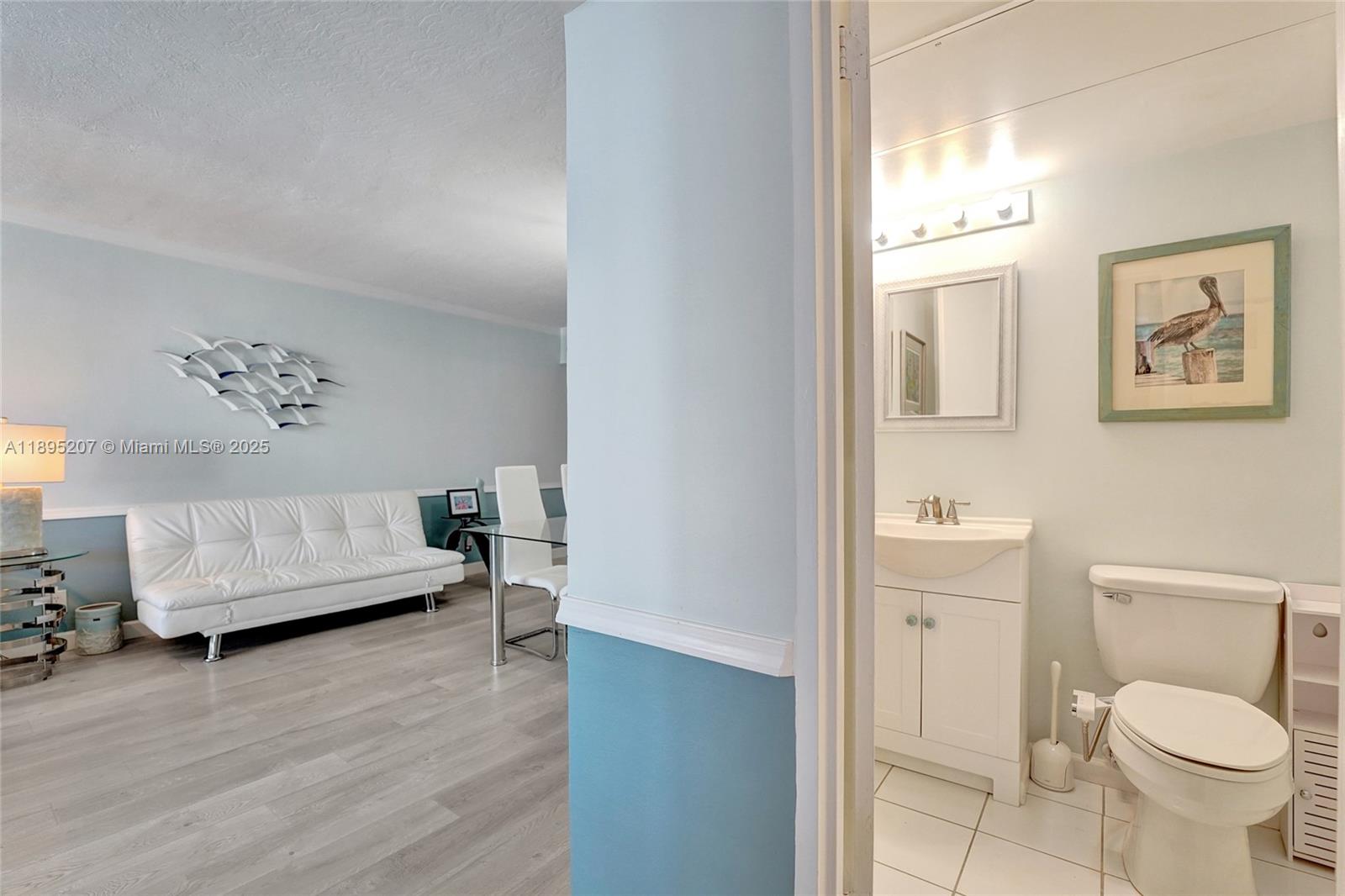Photo of 3000 Ocean Dr  #1106, Hollywood, Florida, 33019 - 