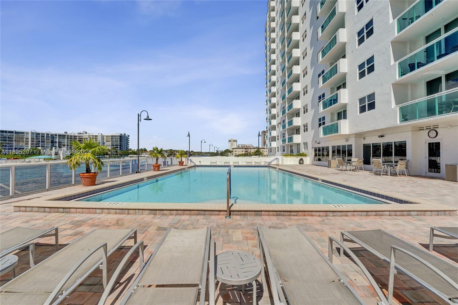 Photo of 3000 Ocean Dr  #1106, Hollywood, Florida, 33019 - 