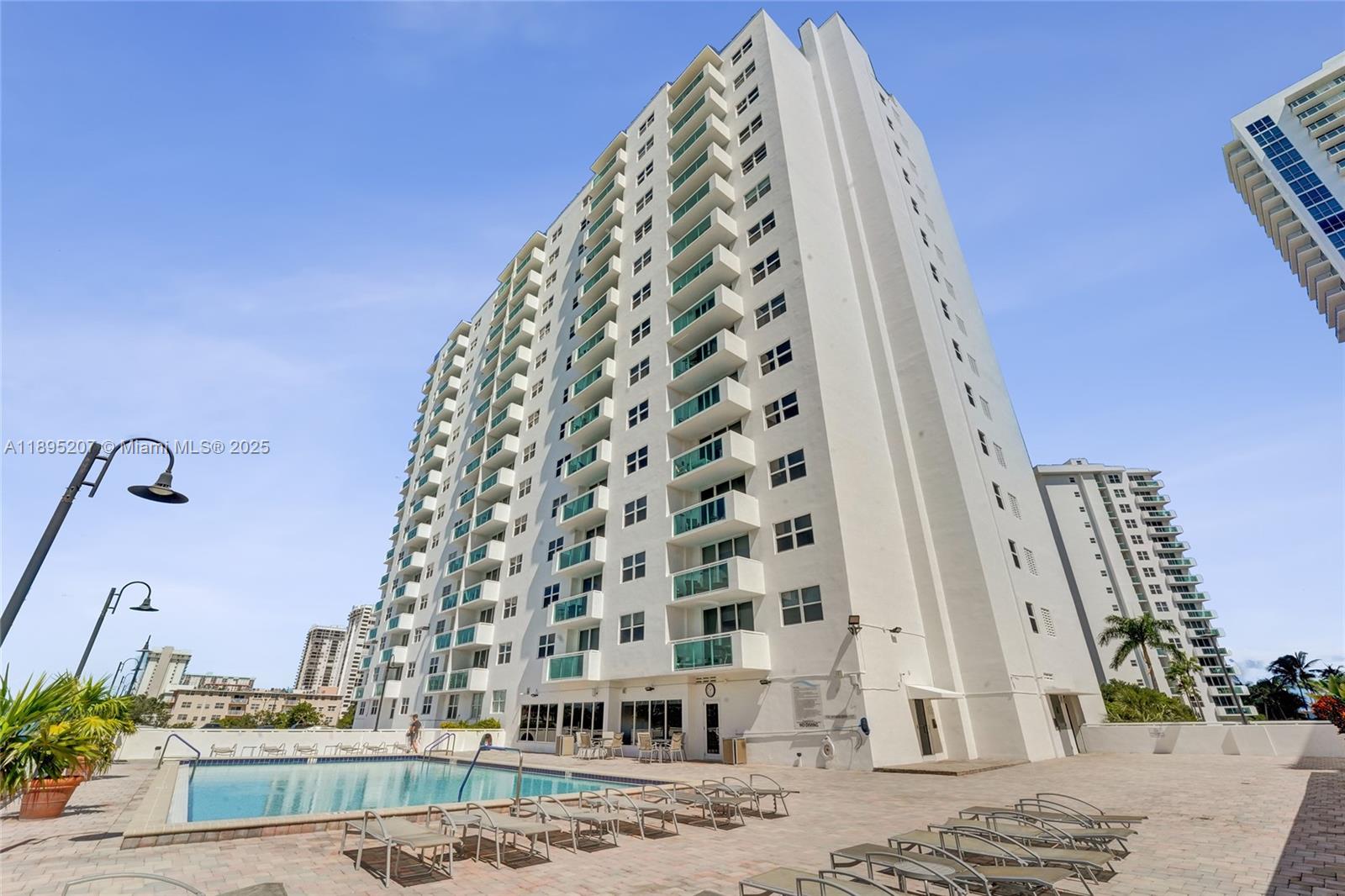 Photo of 3000 Ocean Dr  #1106, Hollywood, Florida, 33019 - 