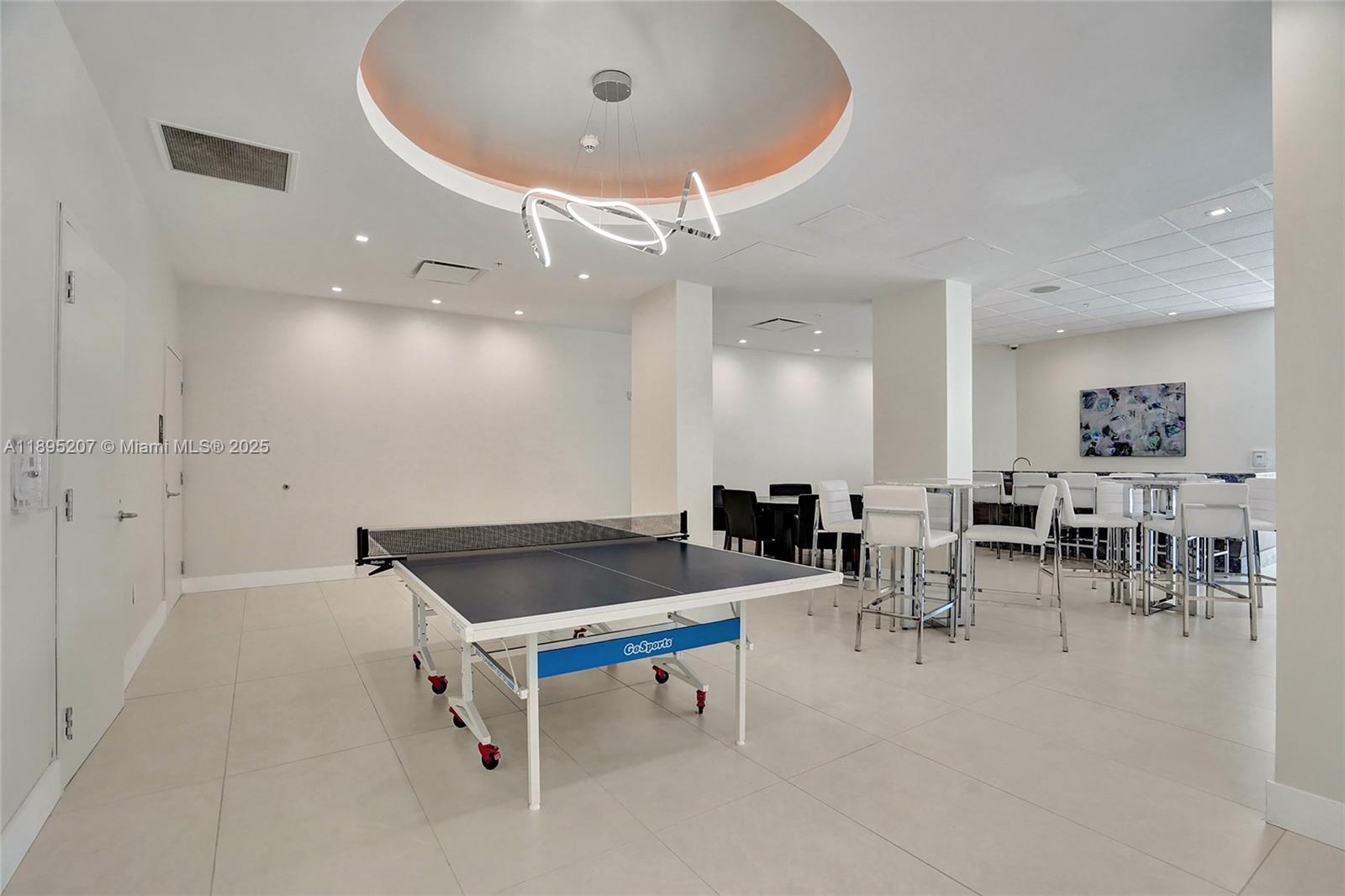 Photo of 3000 Ocean Dr  #1106, Hollywood, Florida, 33019 - 