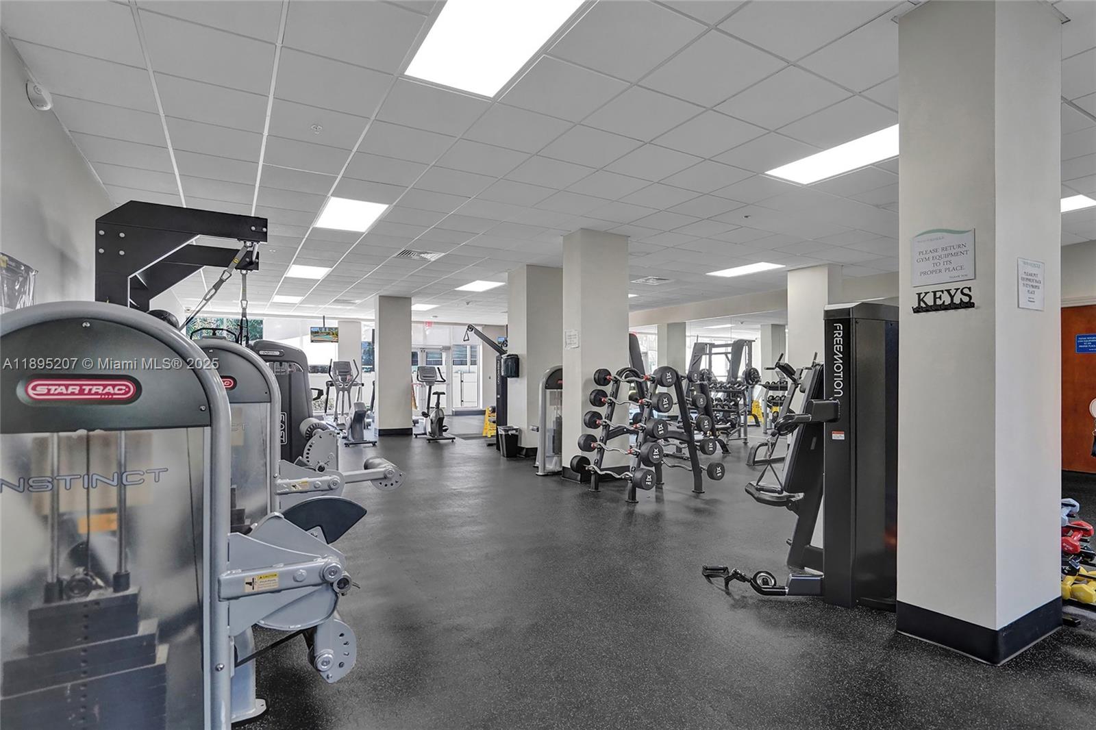 Photo of 3000 Ocean Dr  #1106, Hollywood, Florida, 33019 - 3001 Fitness Area