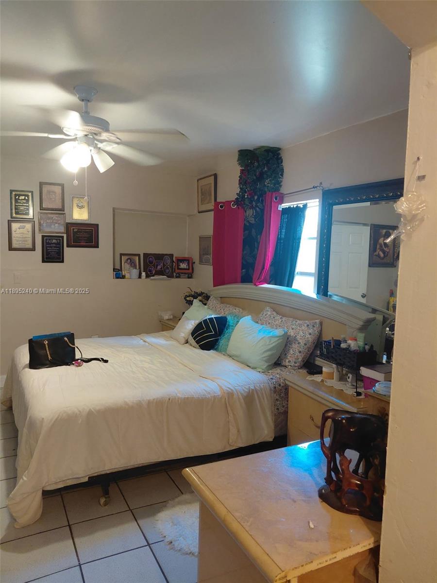 See details 1380 4 / 2 1691 sq. ft. $ 2025-10-13 0 Photo