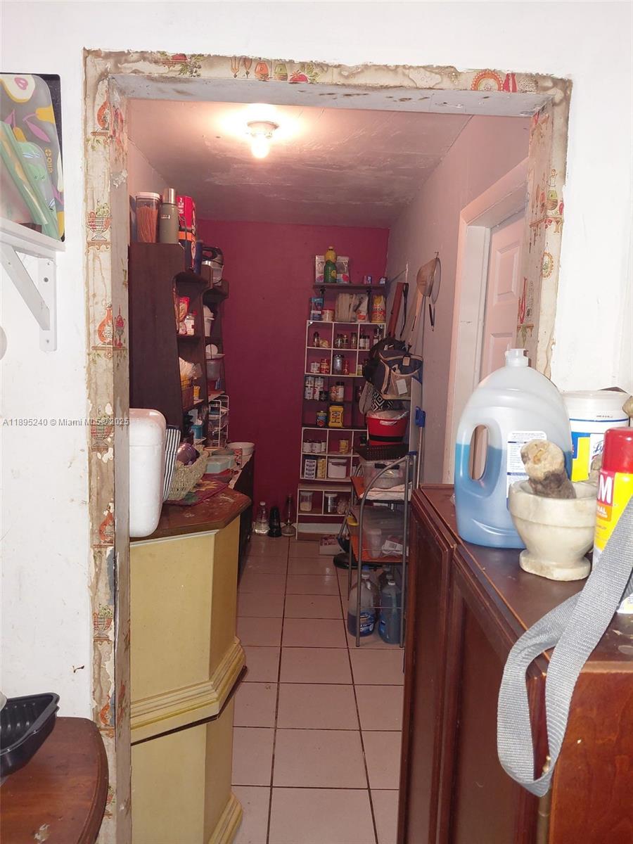 See details 1380 4 / 2 1691 sq. ft. $ 2025-10-13 0 Photo
