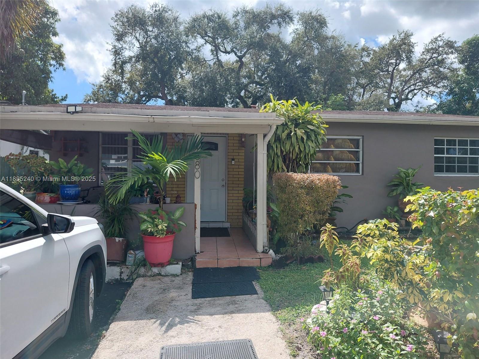 See details 1380 4 / 2 1691 sq. ft. $ 2025-10-13 0 Photo