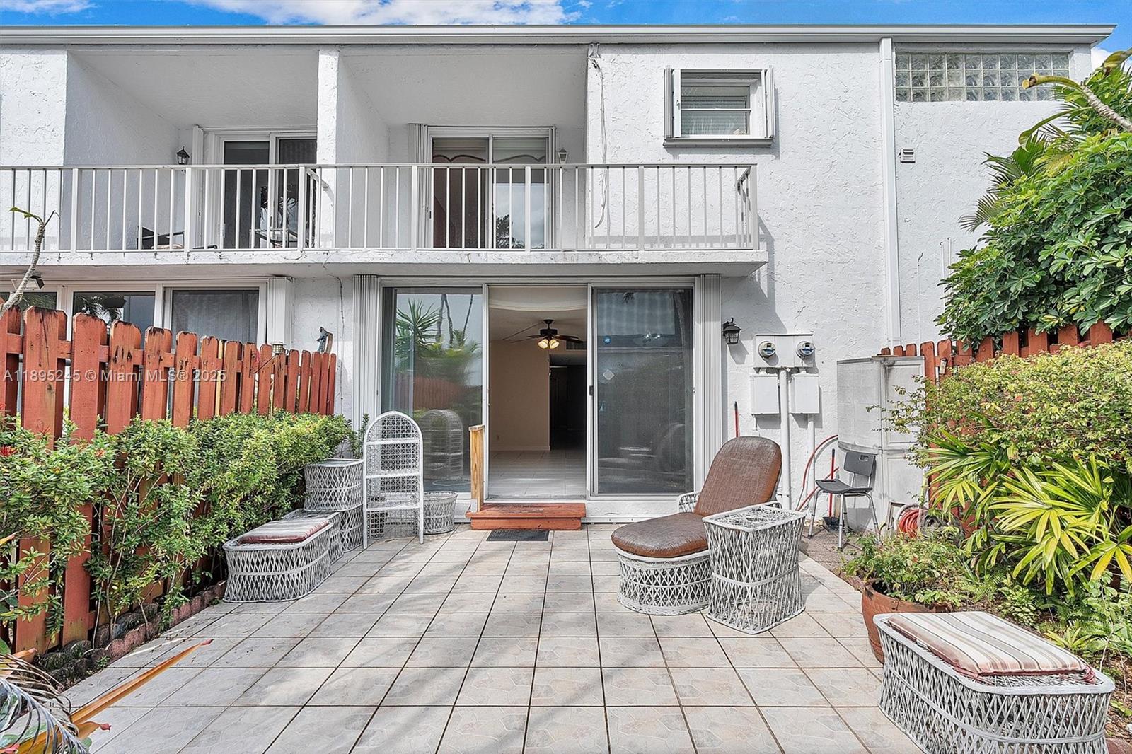 Photo of 712 27th Ave  (712), Hallandale Beach, Florida, 33009 - 