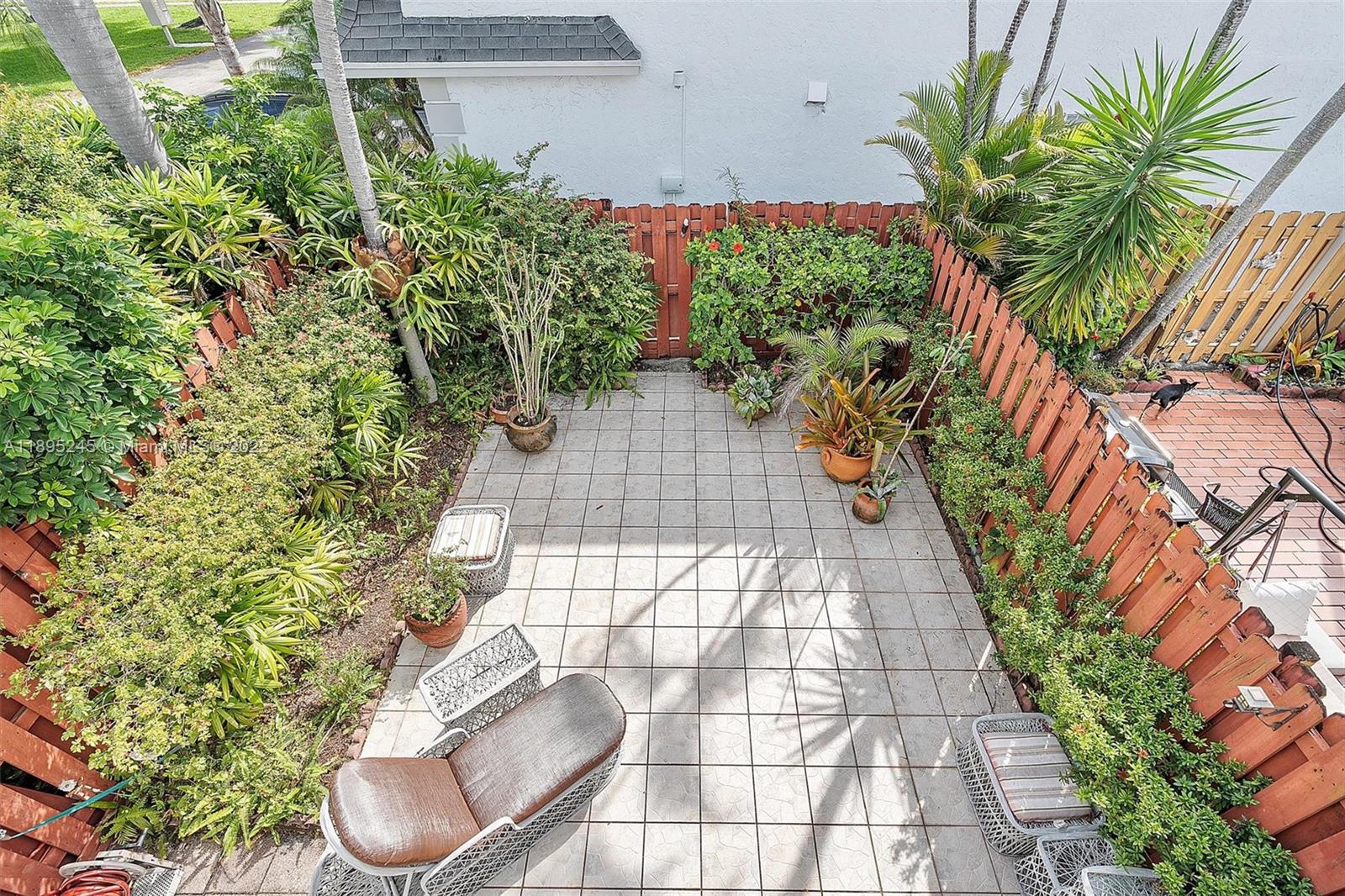 Photo of 712 27th Ave  (712), Hallandale Beach, Florida, 33009 - 