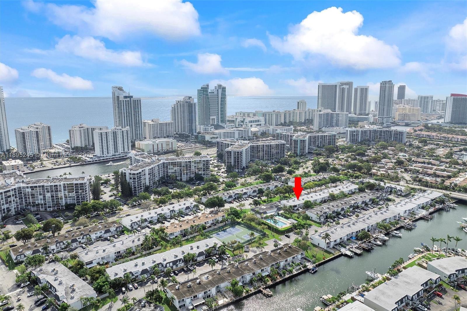 Photo of 712 27th Ave  (712), Hallandale Beach, Florida, 33009 - 