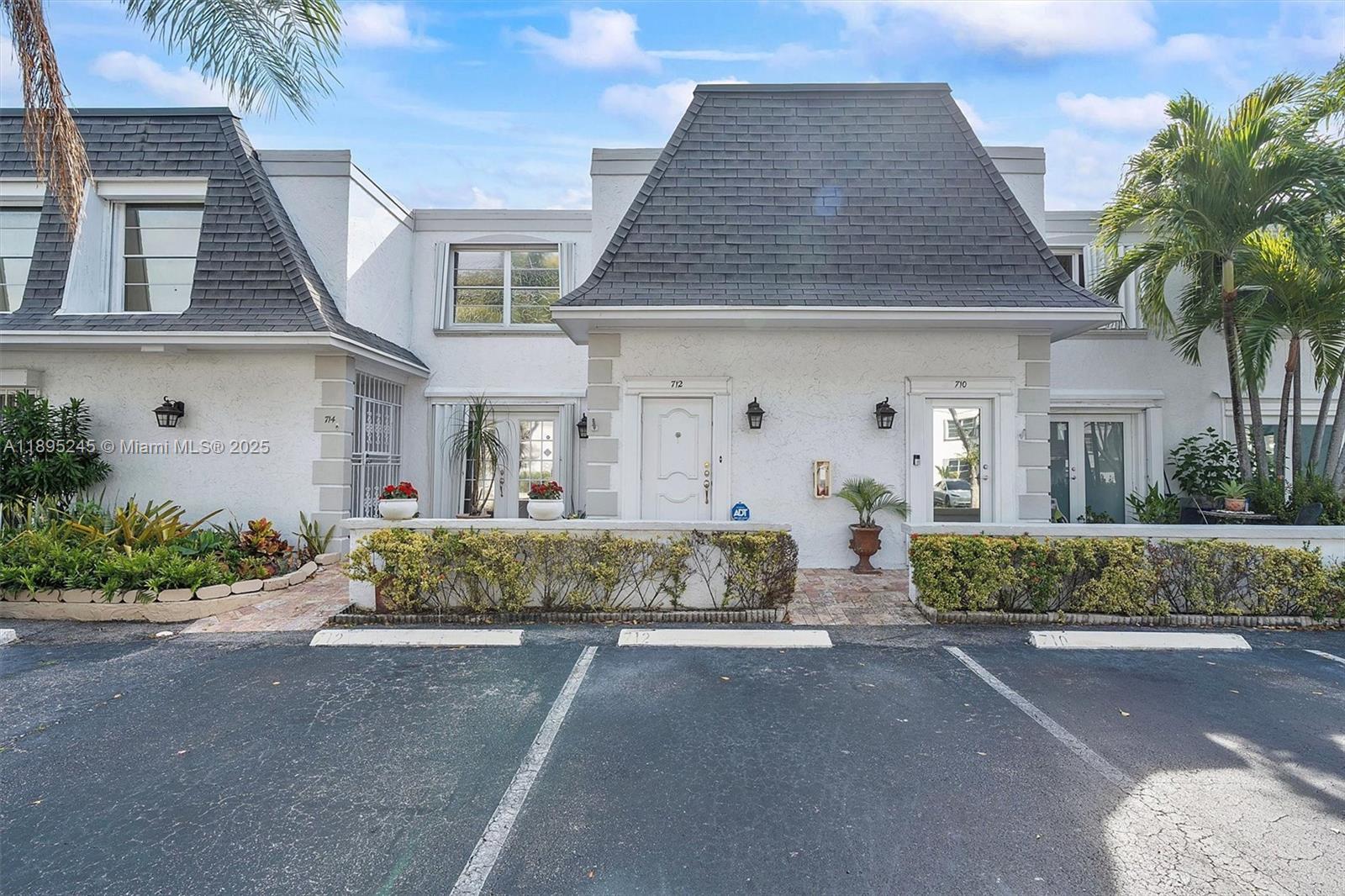 Photo of 712 27th Ave  (712), Hallandale Beach, Florida, 33009 - 