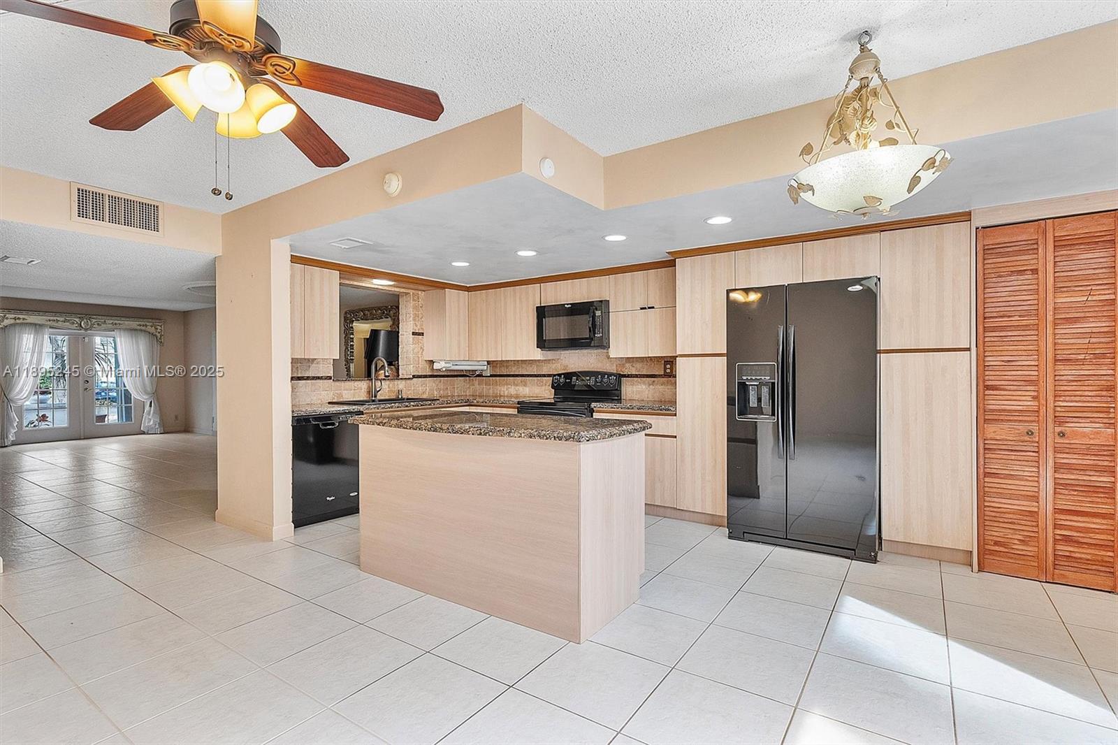 Photo of 712 27th Ave (712), Hallandale Beach, Florida, 33009 -