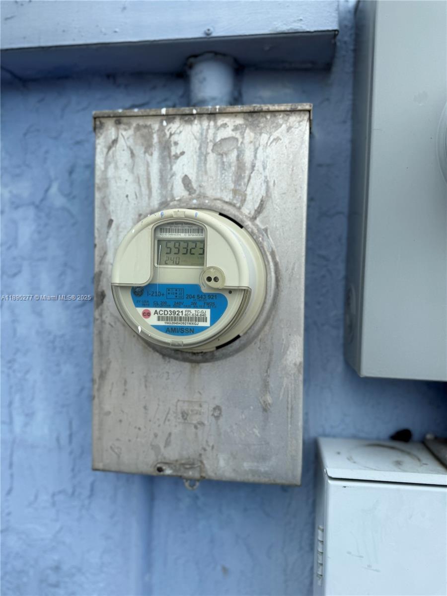 Ver detalles / sq. ft. $ 2025-10-13 0 foto