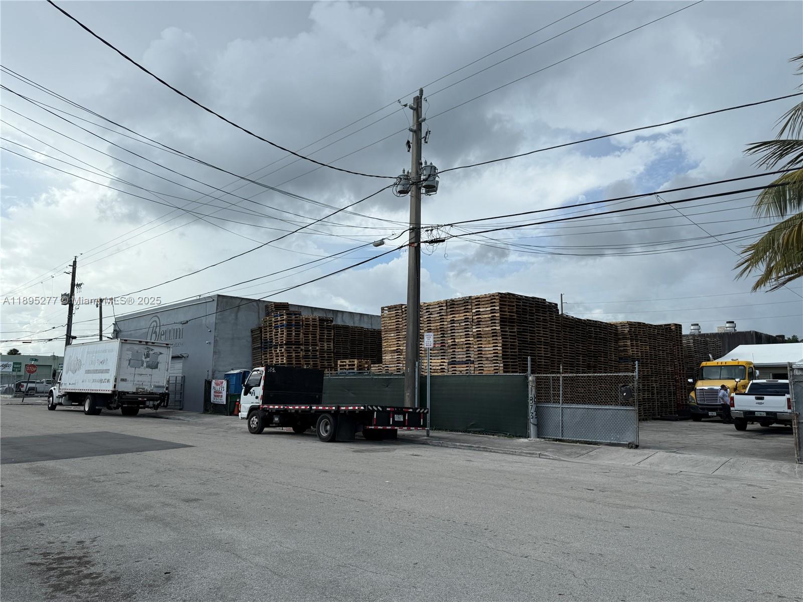 Ver detalles / sq. ft. $ 2025-10-13 0 foto