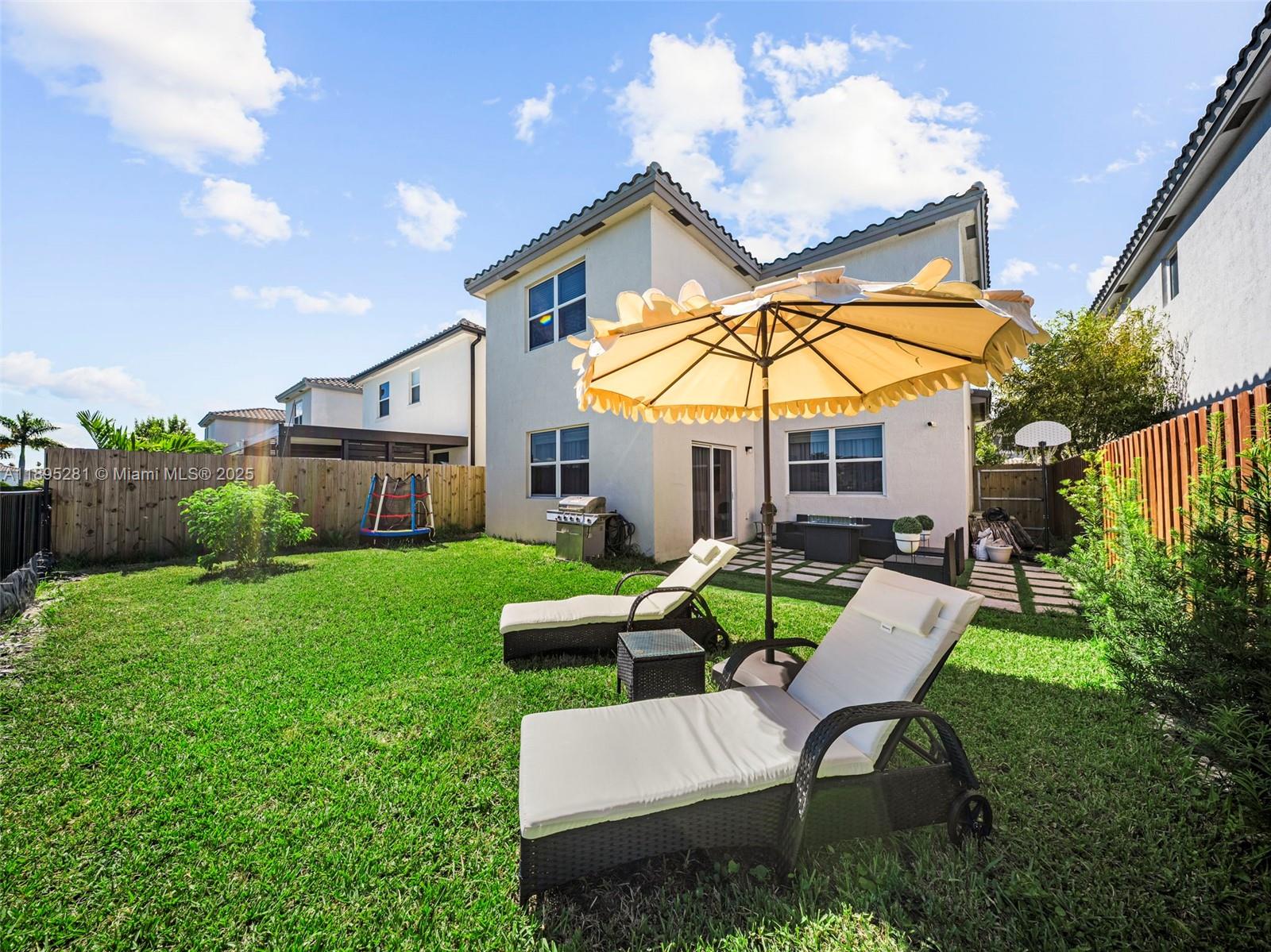 See details 1411 3 / 2 2024 sq. ft. $ 2026-02-20 0 Photo