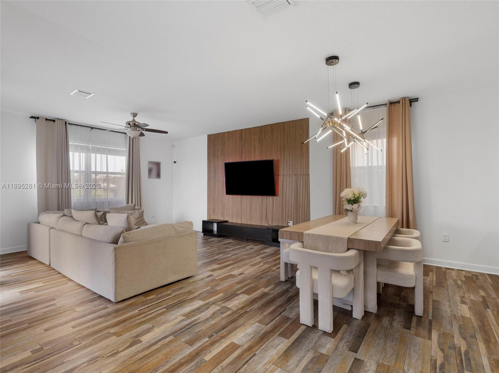 See details 1411 3 / 2 2024 sq. ft. $ 2026-02-20 0 Photo