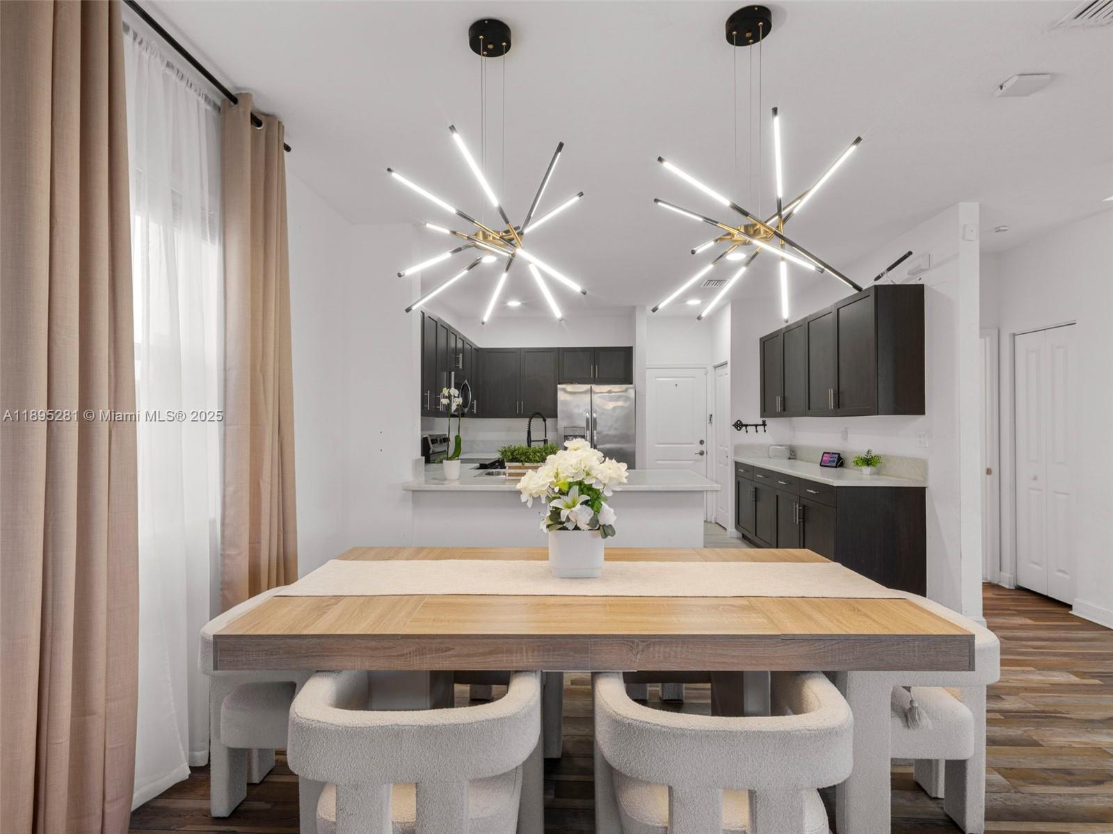 See details 1411 3 / 2 2024 sq. ft. $ 2026-02-20 0 Photo