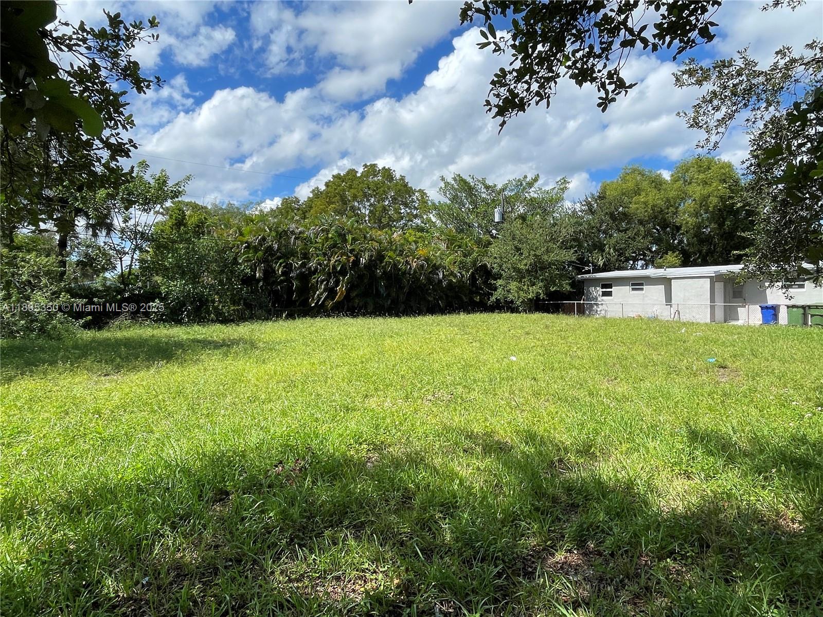 See details / sq. ft. $ 2025-10-13 0 Photo