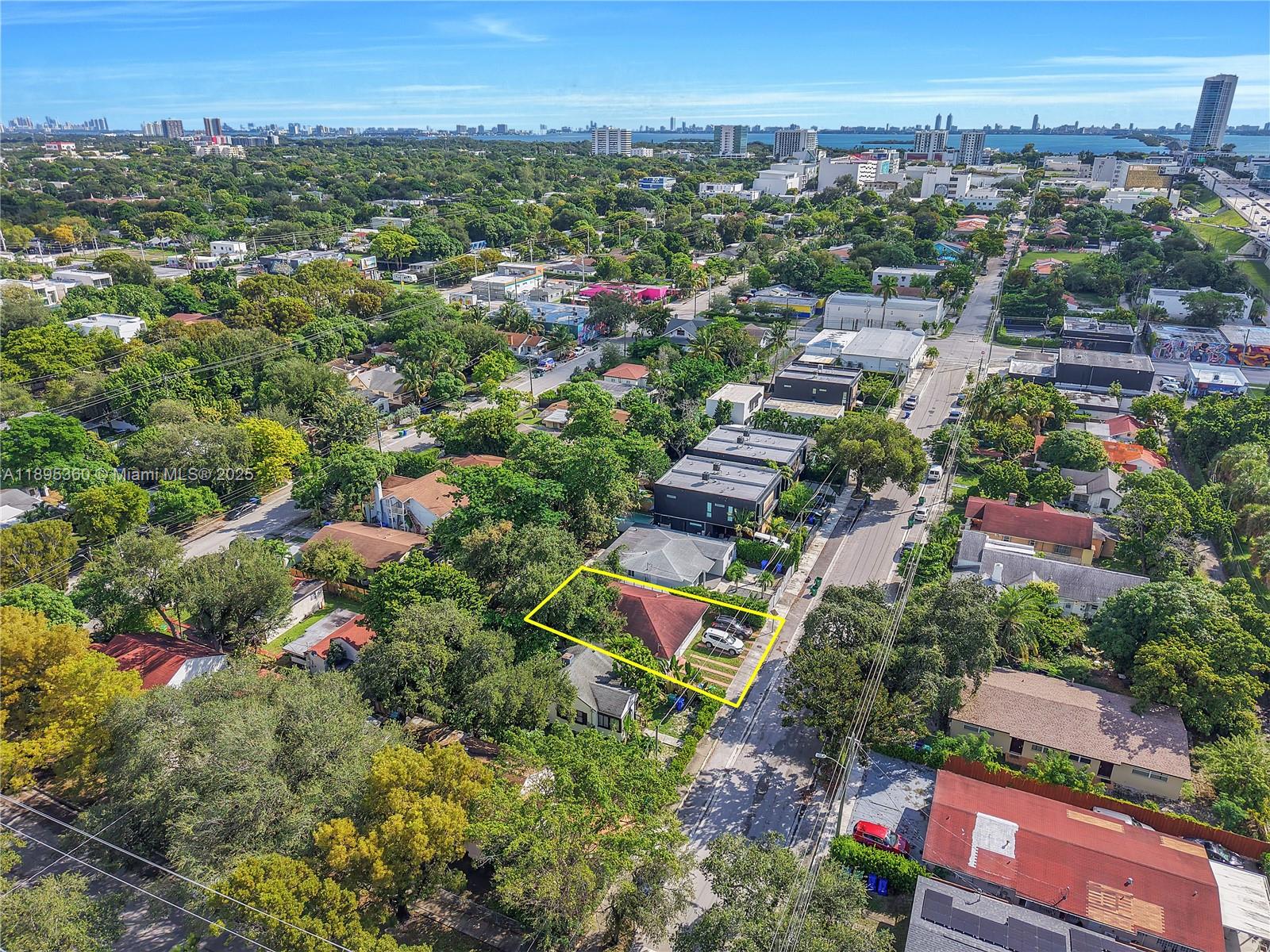   /  2100 sq. ft. $ 2025-10-13 0 Photo